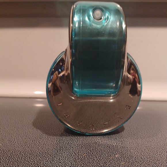 Because the perfume does not suit me well - Picture 2 of 3